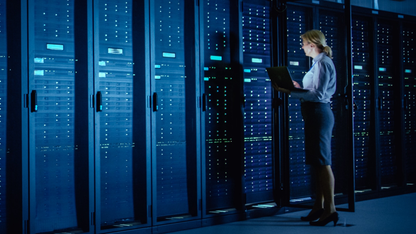 SQl vs NoSQL in the Changing IT Landscape SQl vs NoSQL in the Changing IT Landscape