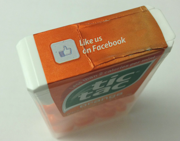 Tic-tac-with-social-media-buttons